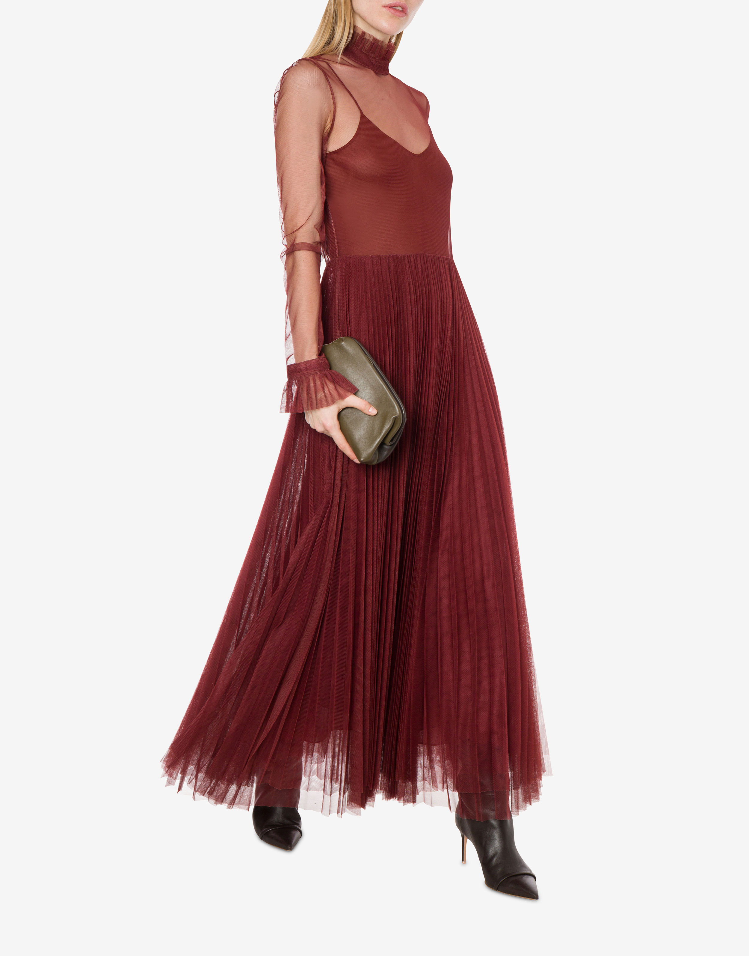 Robe longue en tulle plissé