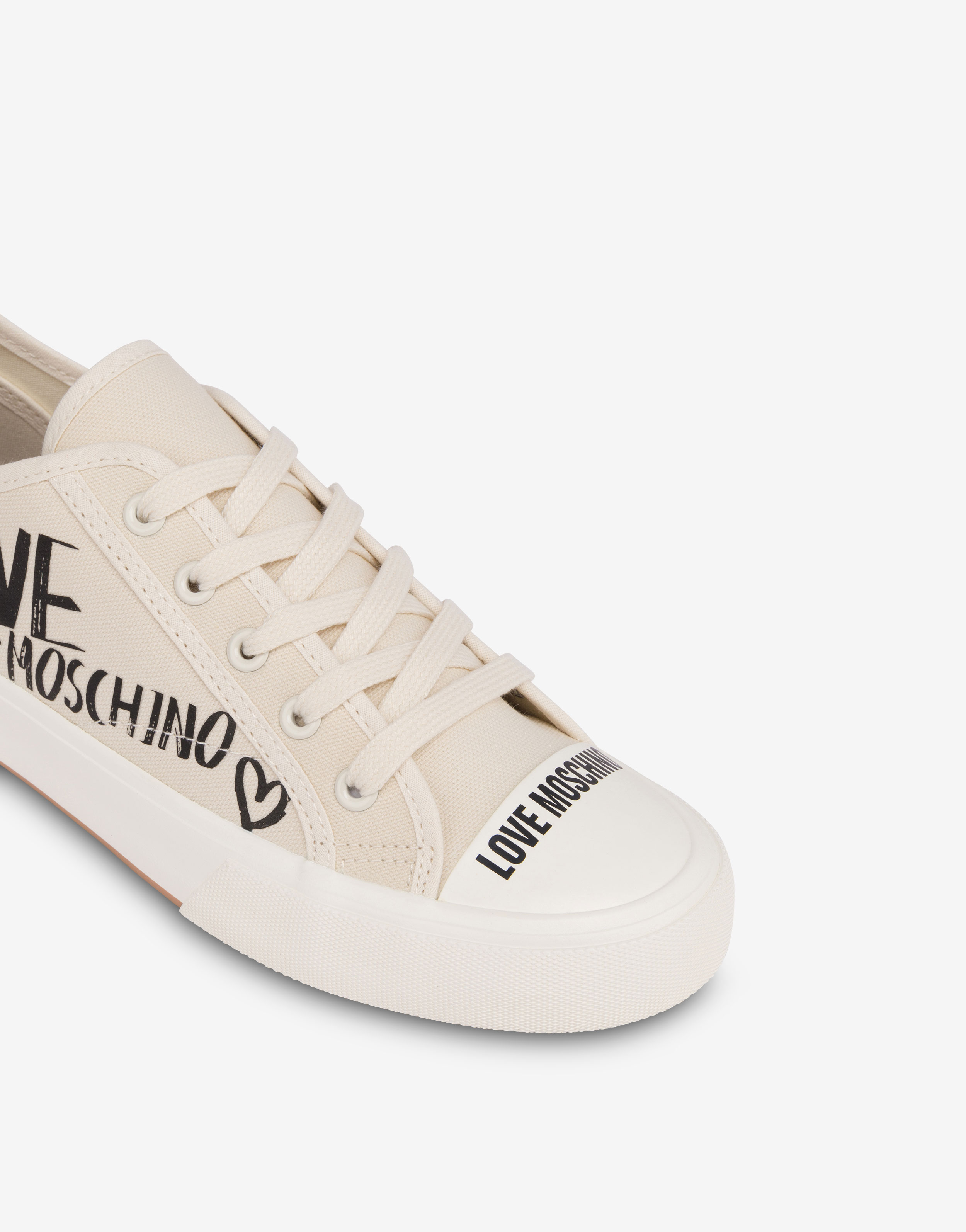 Love Moschino Sneakers Women JA15012G1CILV000 Lace Black 158,4€